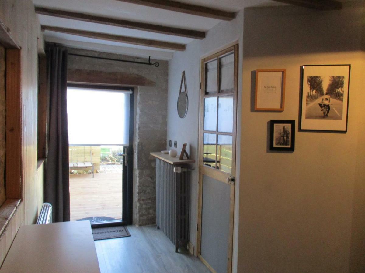 La Grange Aux Hirondelles Bed & Breakfast Sancoins Exterior foto
