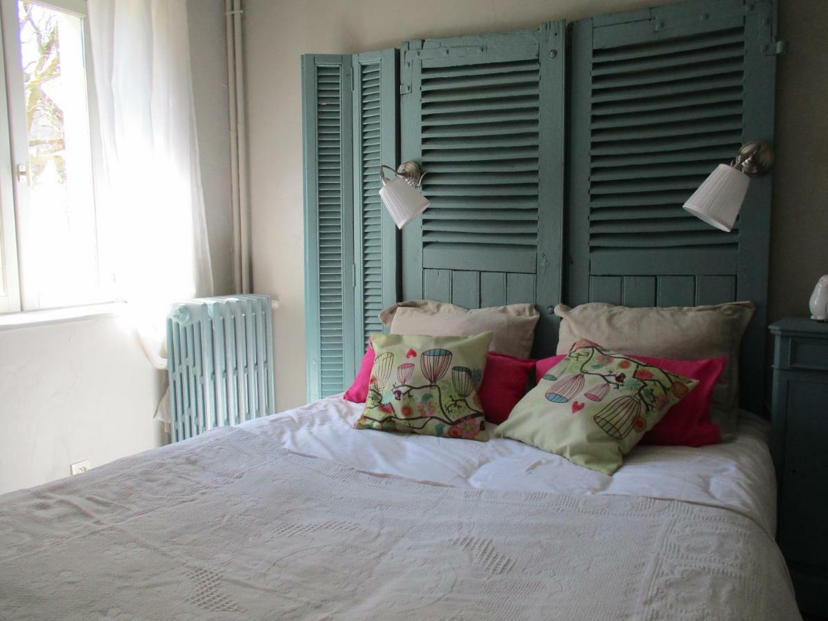 La Grange Aux Hirondelles Bed & Breakfast Sancoins Exterior foto